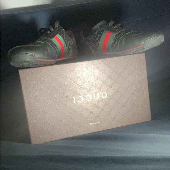 Red, Black, and Green Gucci Shoes - Picture 3 of 7